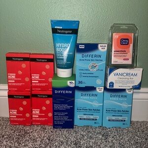 Neutrogena and Differin Acne care Bundle